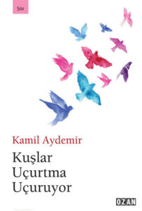 KUŞLAR UÇURTMA UÇURUYOR